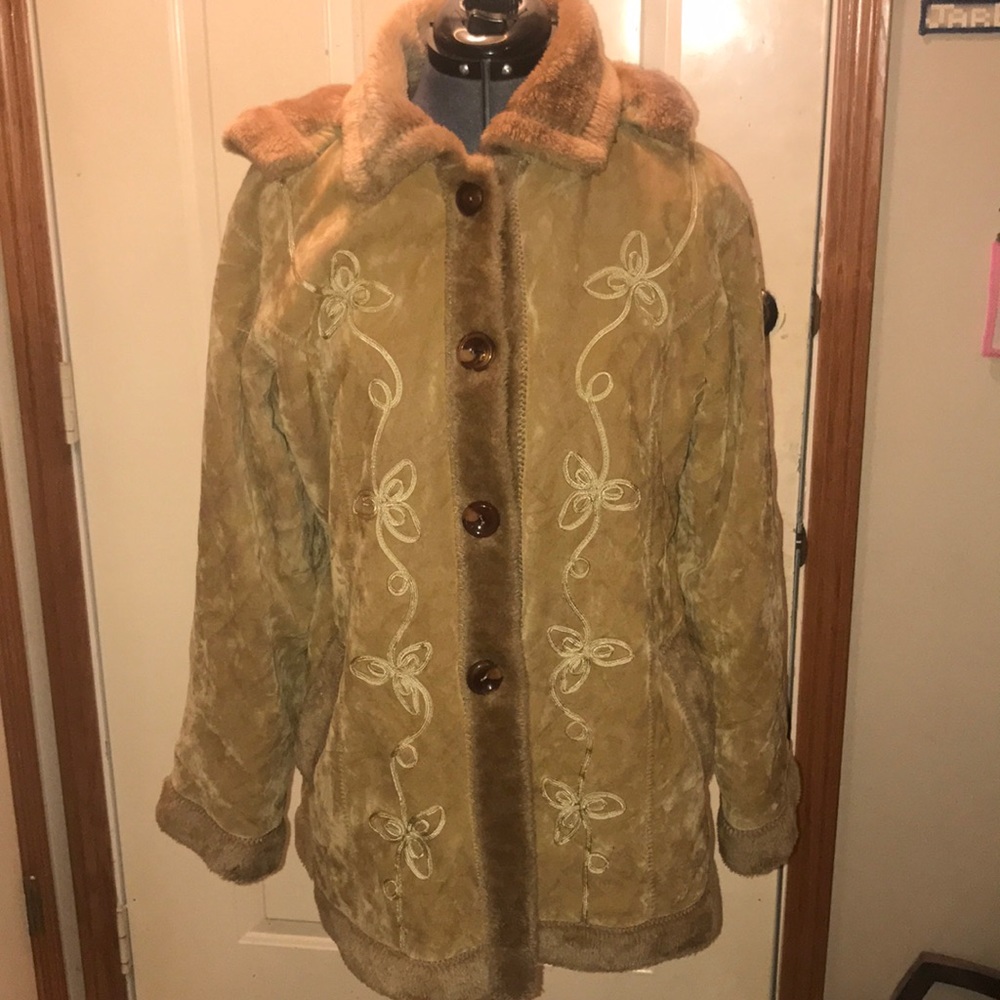Gorgeous Faux suede coat